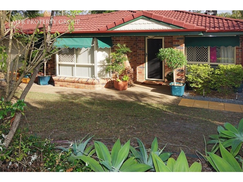 8 Tenterfield Place, Forest Lake QLD 4078