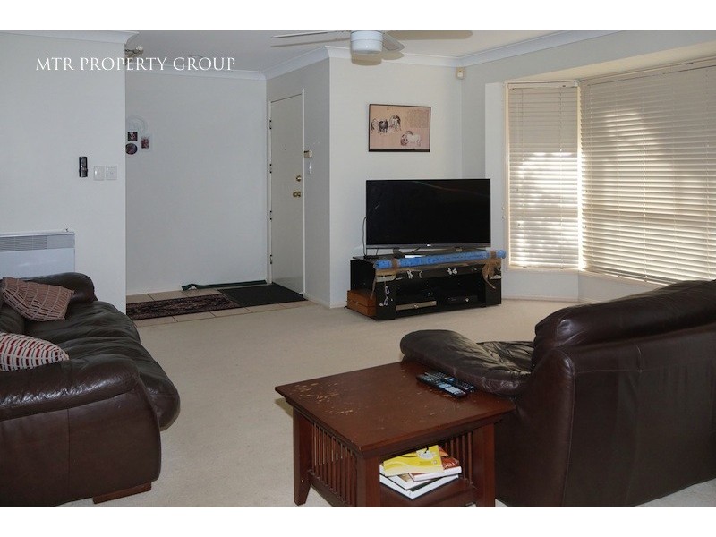 8 Tenterfield Place, Forest Lake QLD 4078