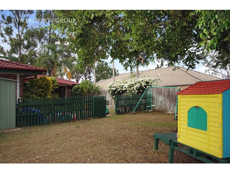 8 Tenterfield Place, Forest Lake QLD 4078