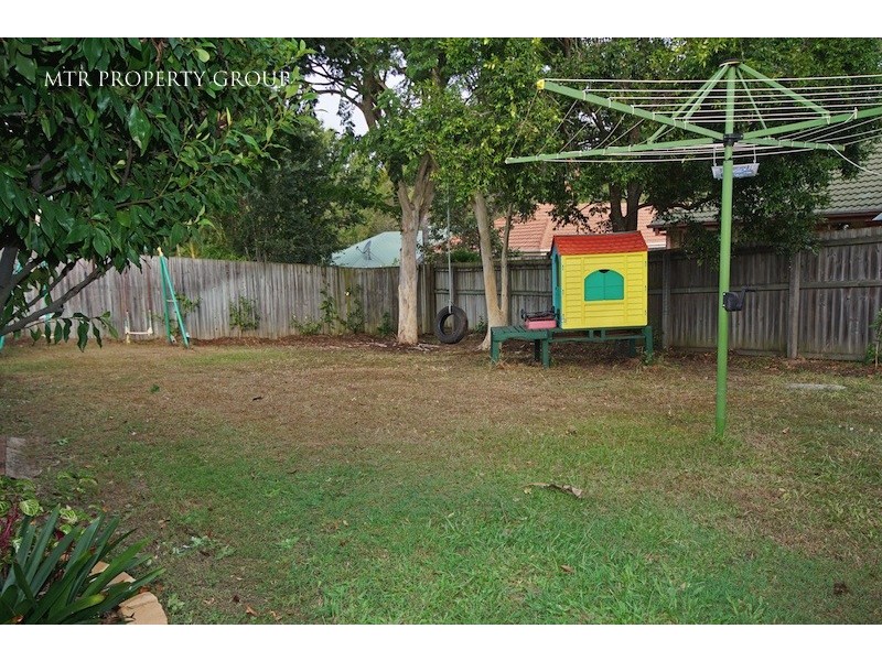 8 Tenterfield Place, Forest Lake QLD 4078