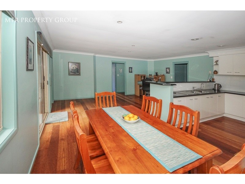 16 Norfolk Street, Forest Lake QLD 4078