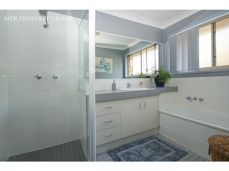 16 Norfolk Street, Forest Lake QLD 4078