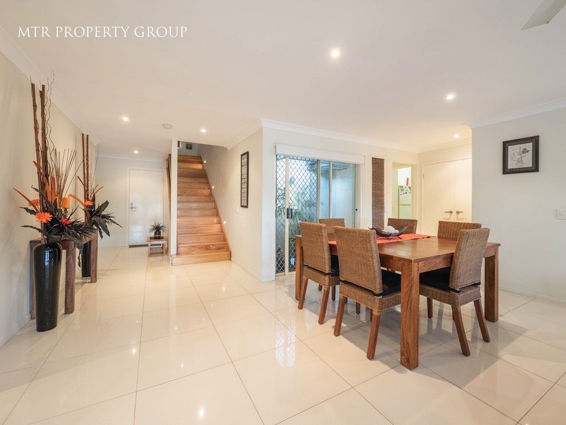 20 Barrier Place, Forest Lake QLD 4078