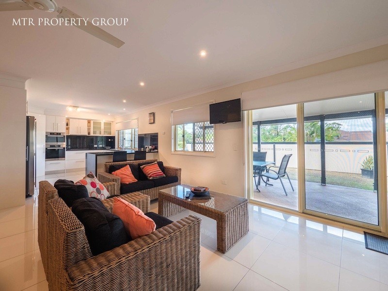 20 Barrier Place, Forest Lake QLD 4078