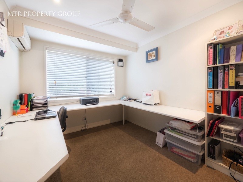 20 Barrier Place, Forest Lake QLD 4078