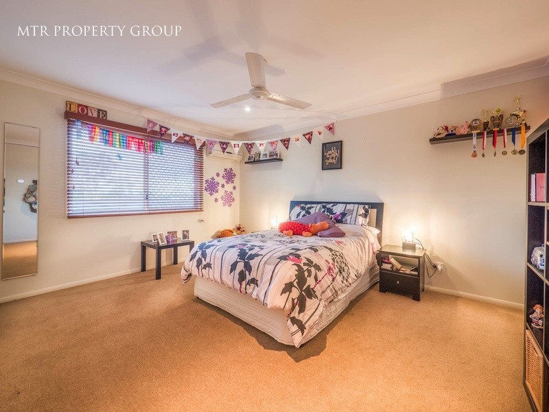20 Barrier Place, Forest Lake QLD 4078