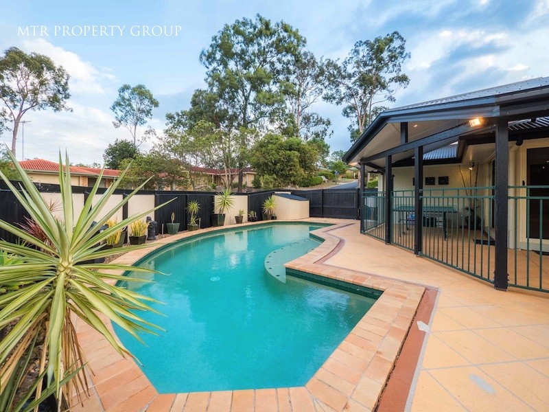 20 Barrier Place, Forest Lake QLD 4078