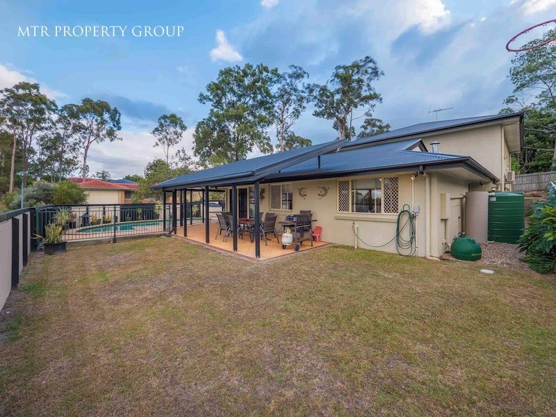 20 Barrier Place, Forest Lake QLD 4078
