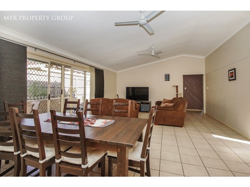 35 Acorn Circuit, Forest Lake QLD 4078