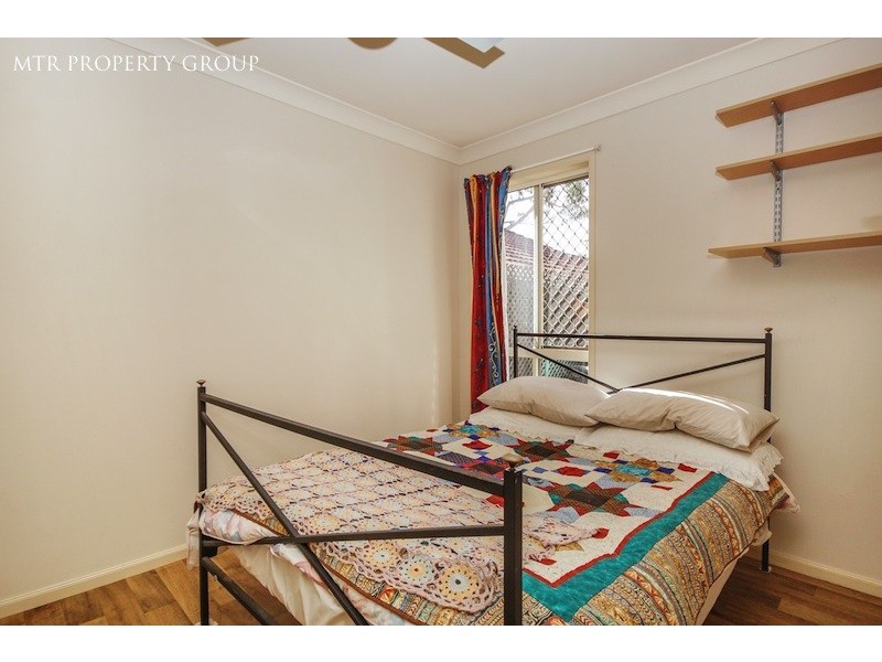 35 Acorn Circuit, Forest Lake QLD 4078