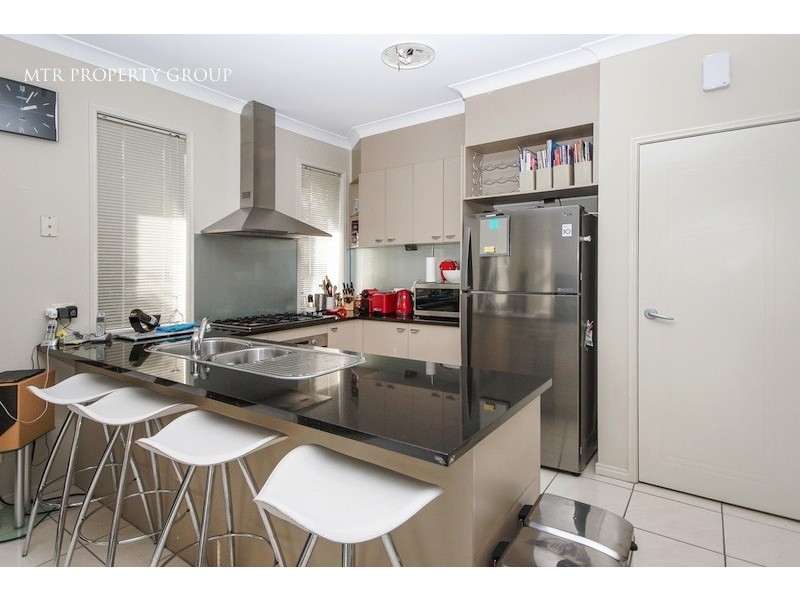 17 Desoto Place, Forest Lake QLD 4078