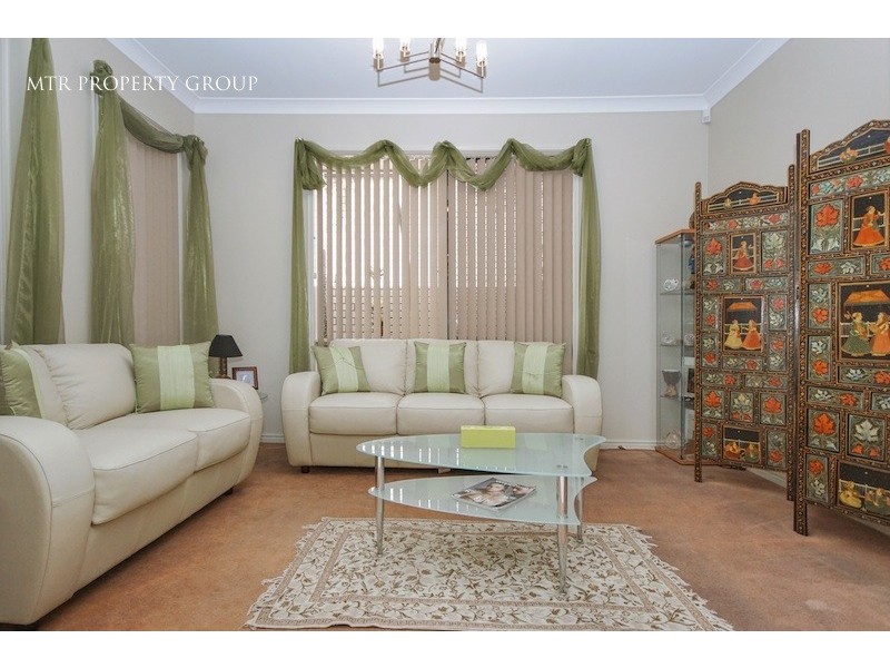 17 Desoto Place, Forest Lake QLD 4078