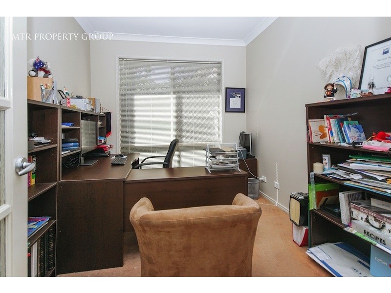 17 Desoto Place, Forest Lake QLD 4078