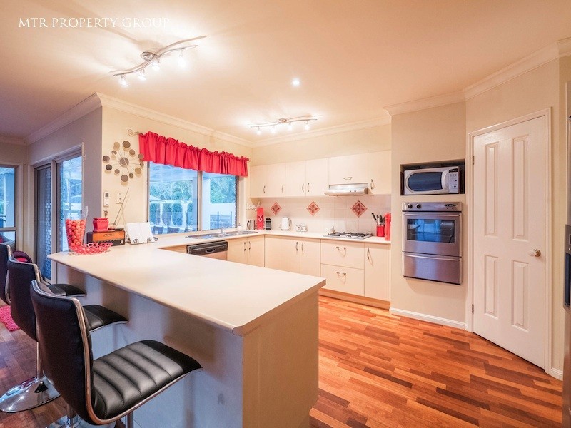 22 Pacific Parade, Forest Lake QLD 4078