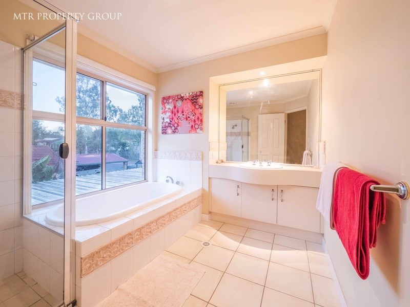 22 Pacific Parade, Forest Lake QLD 4078