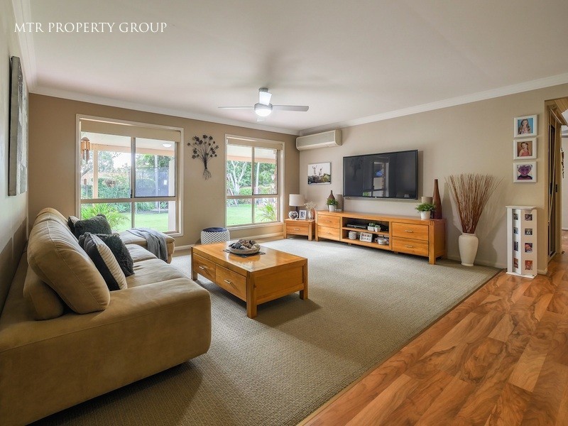 24 Prospect Crescent, Forest Lake QLD 4078