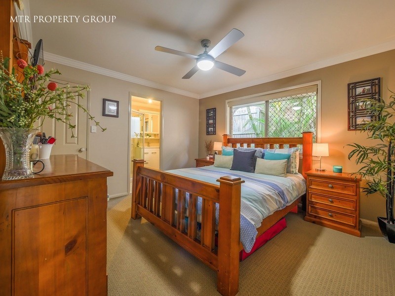 24 Prospect Crescent, Forest Lake QLD 4078