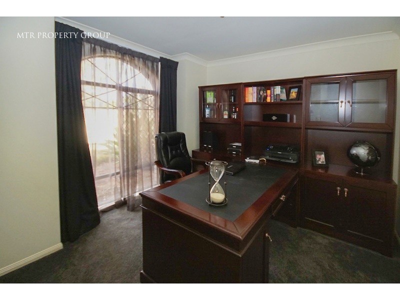 3 Kenny Close, Forest Lake QLD 4078