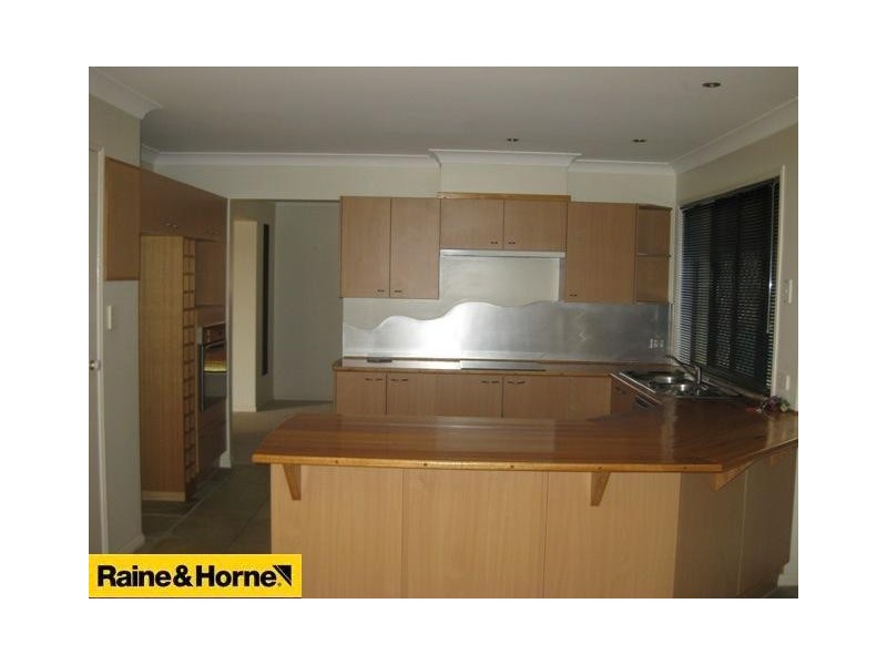 31 Valencia Court, Eatons Hill QLD 4037
