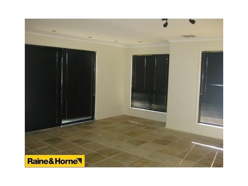 31 Valencia Court, Eatons Hill QLD 4037