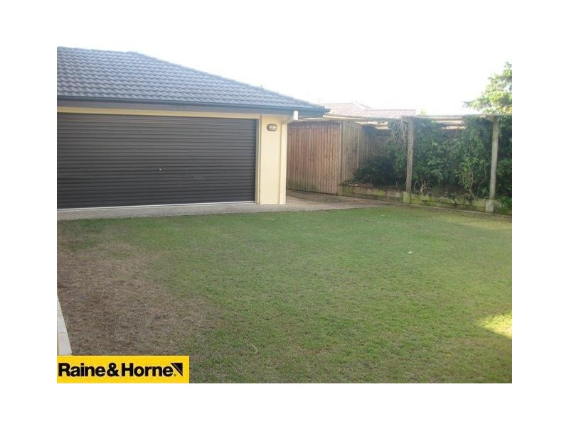 31 Valencia Court, Eatons Hill QLD 4037