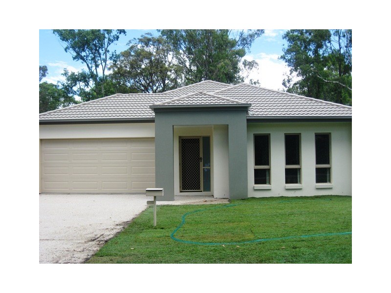 9 Gardenia Place, Bridgeman Downs QLD 4035