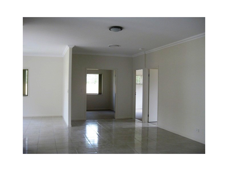 9 Gardenia Place, Bridgeman Downs QLD 4035