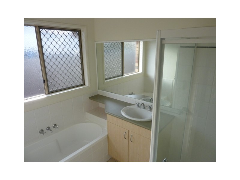 5 Chamberlain Place, Bracken Ridge QLD 4017
