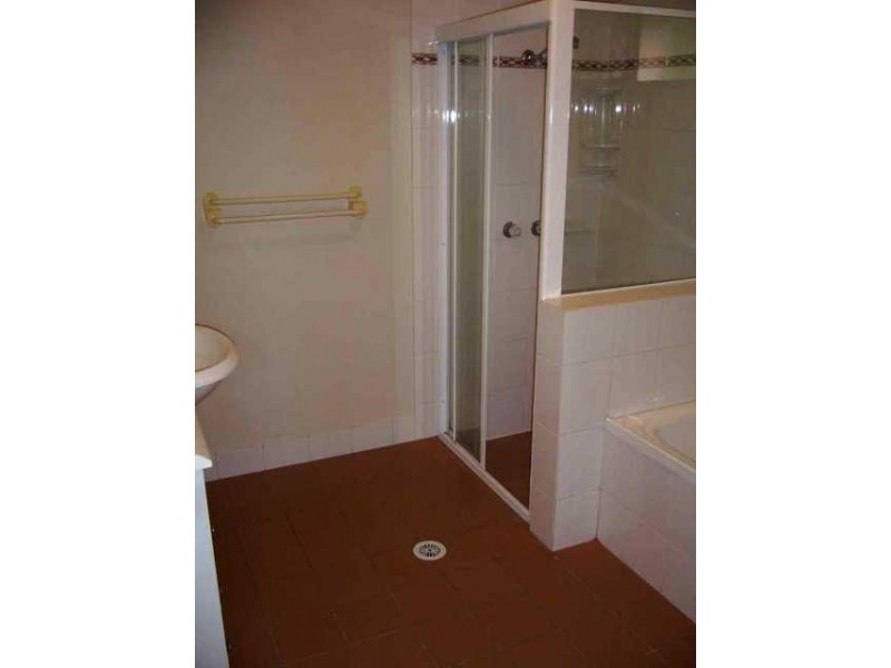 106 Silkyoak Cct, Fitzgibbon QLD 4018