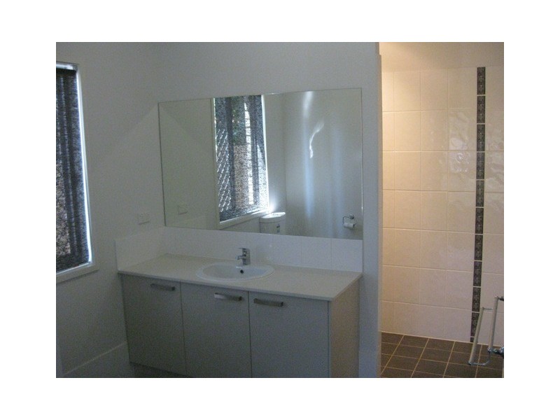 5 Fabian Pl, Bracken Ridge QLD 4017