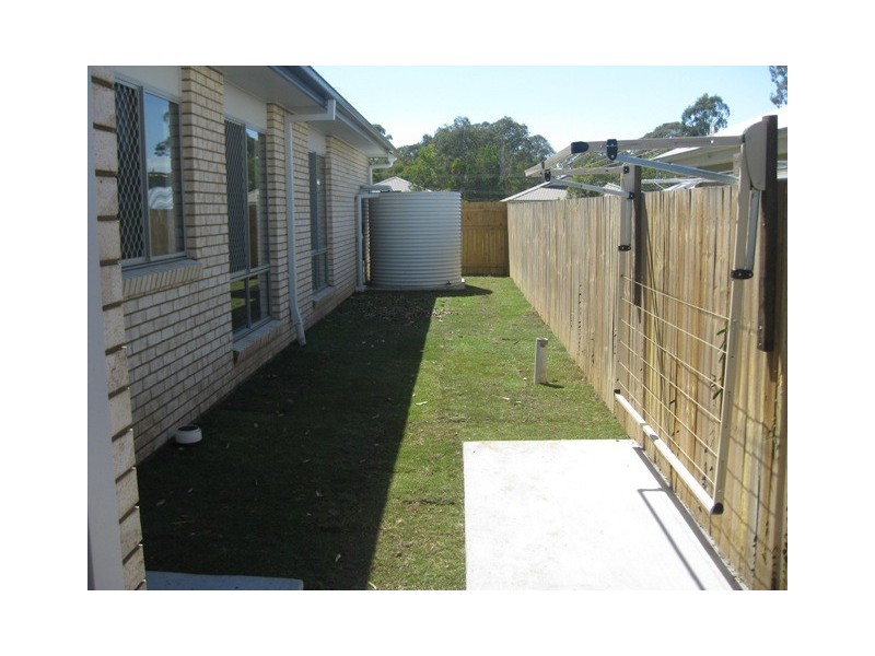 5 Fabian Pl, Bracken Ridge QLD 4017