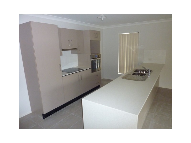 11 Pressland Street, Carseldine QLD 4034