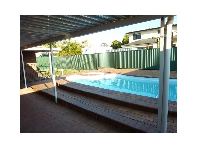 4 Meelagh Street, Bracken Ridge QLD 4017