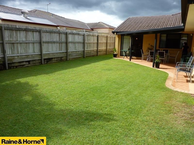 11 Johnston Place, Bracken Ridge QLD 4017