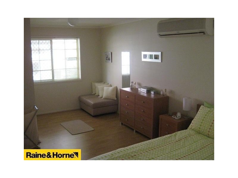 Unit 1/15 Lilly Pilly Crescent, Fitzgibbon QLD 4018