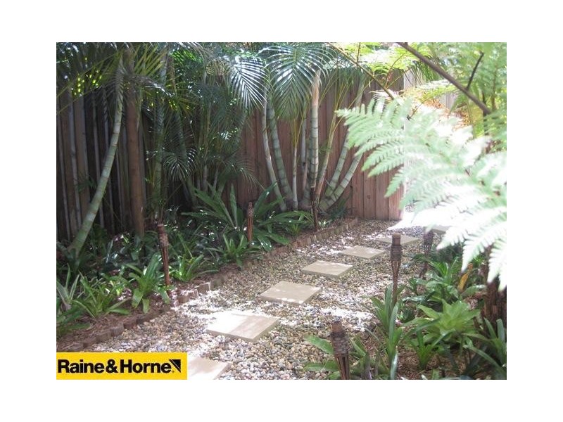 Unit 1/15 Lilly Pilly Crescent, Fitzgibbon QLD 4018