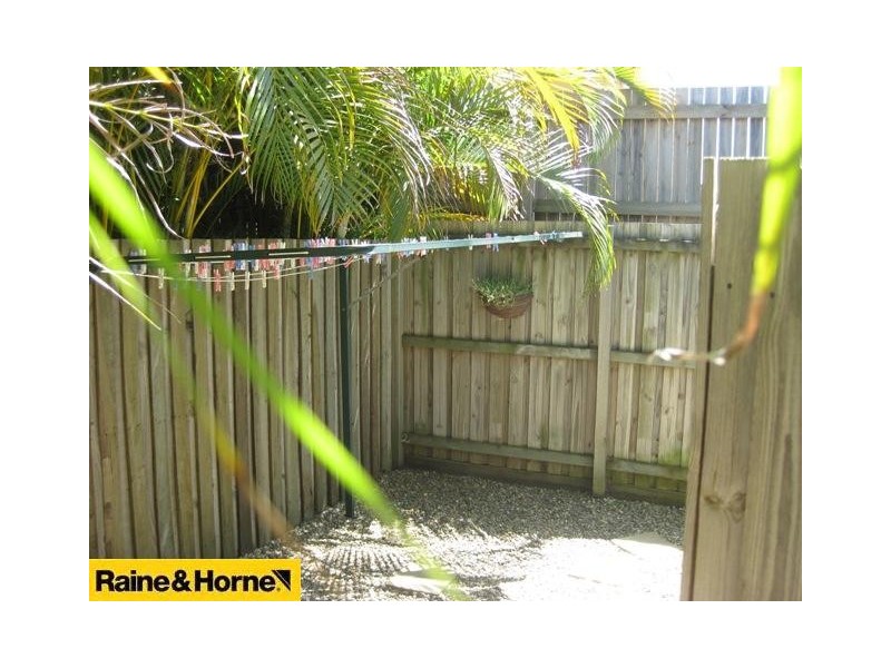 Unit 1/15 Lilly Pilly Crescent, Fitzgibbon QLD 4018