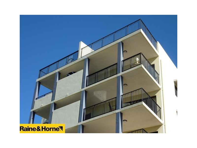 Unit 10 11 Dix Street, Redcliffe QLD 4020