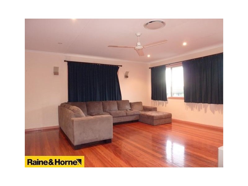 11 Tanderra Street, Bracken Ridge QLD 4017