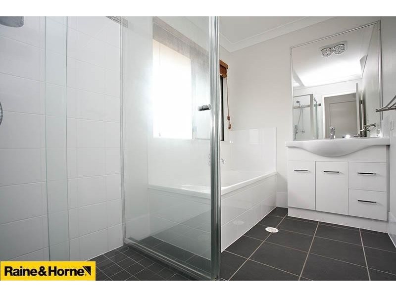 2 Fabian Place, Bracken Ridge QLD 4017