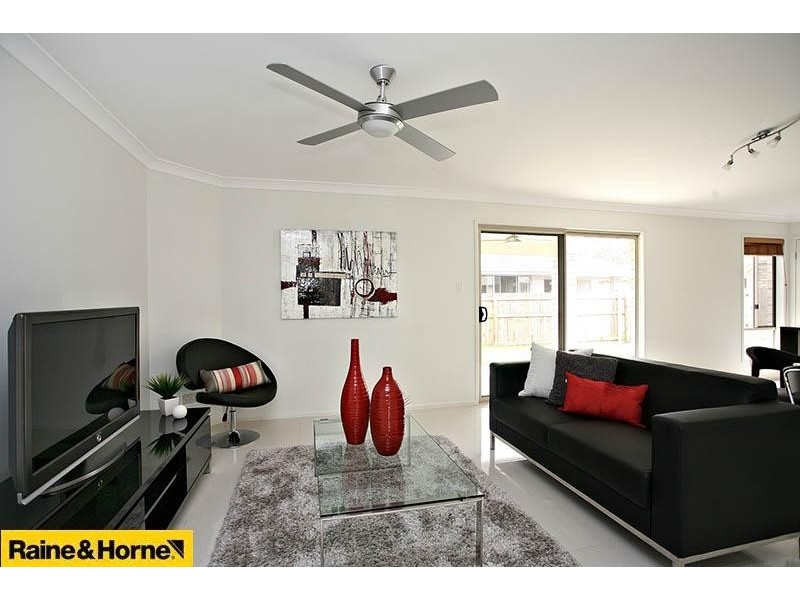 2 Fabian Place, Bracken Ridge QLD 4017