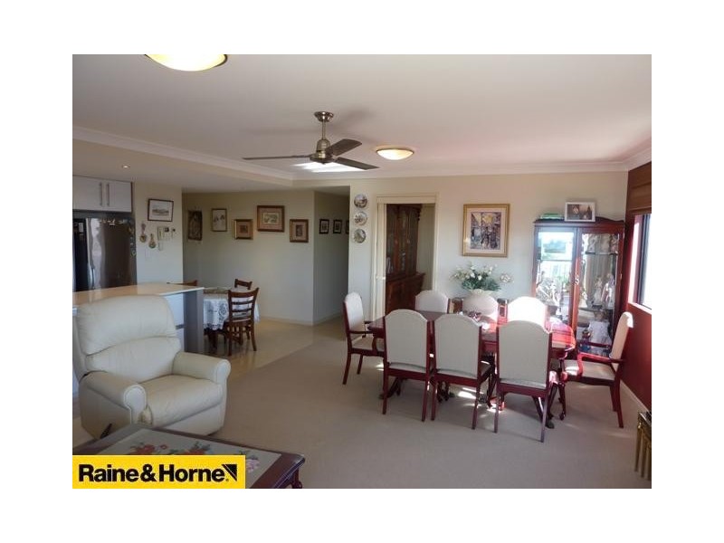 Unit 10 / 11 Dix Street, Redcliffe QLD 4020