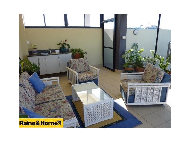 Unit 10 / 11 Dix Street, Redcliffe QLD 4020