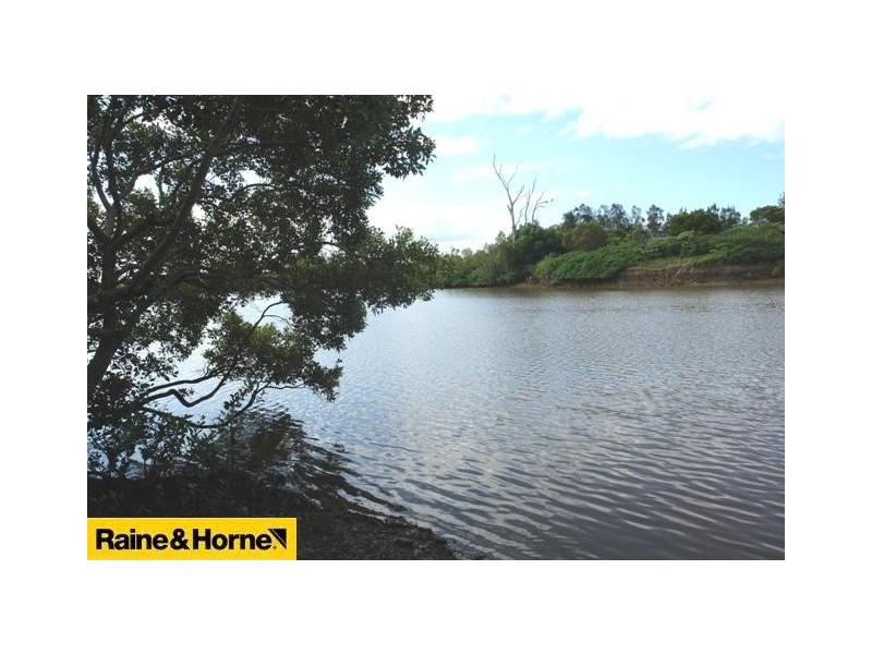 11 Rushworth, Bald Hills QLD 4036