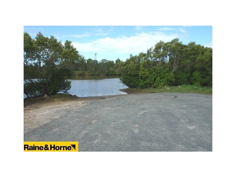 11 Rushworth, Bald Hills QLD 4036