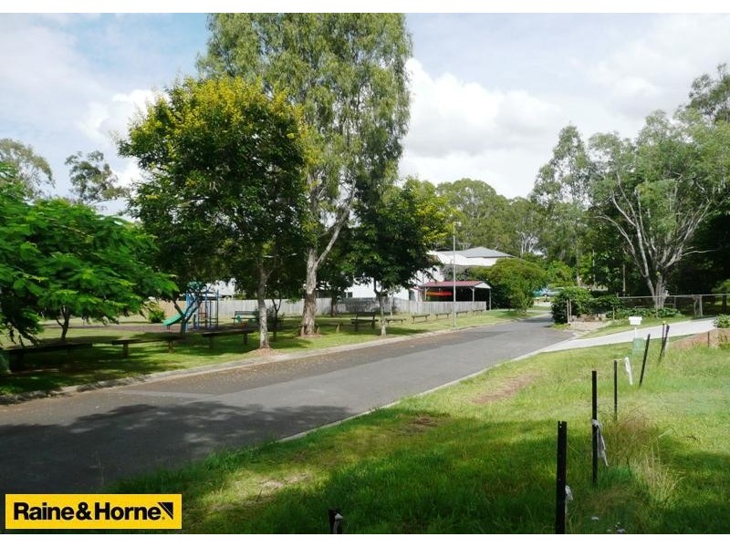 37 Elm Cres, Bracken Ridge QLD 4017