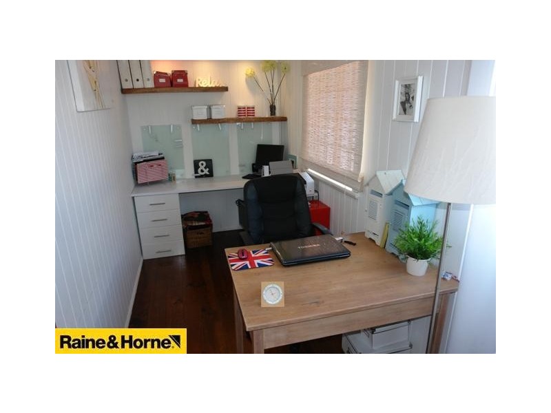 9 Hardiman Street, Woody Point QLD 4019