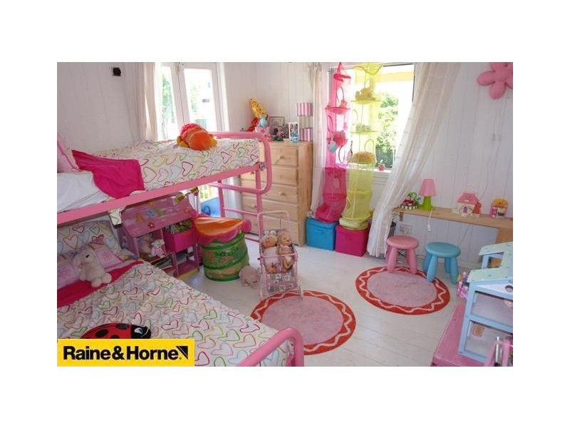 9 Hardiman Street, Woody Point QLD 4019