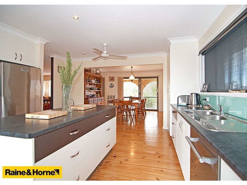 17 Lanyon Street, Bracken Ridge QLD 4017