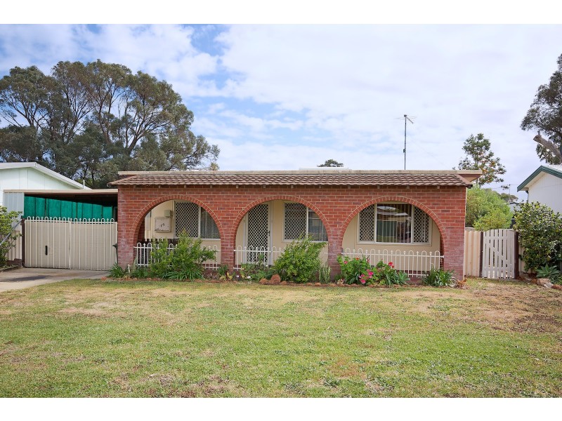 16 Morfitt Street, Mandurah WA 6210